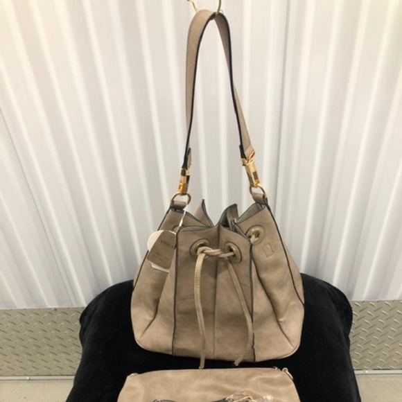 Nude Stylish Everyday Shoulder Bag, M, NWT - Picture 1 of 9